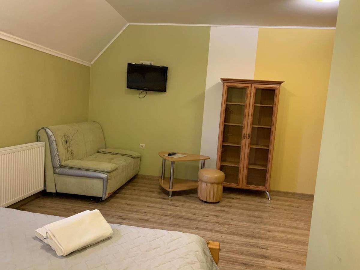 Hotel Kalyna ボロフタ エクステリア 写真