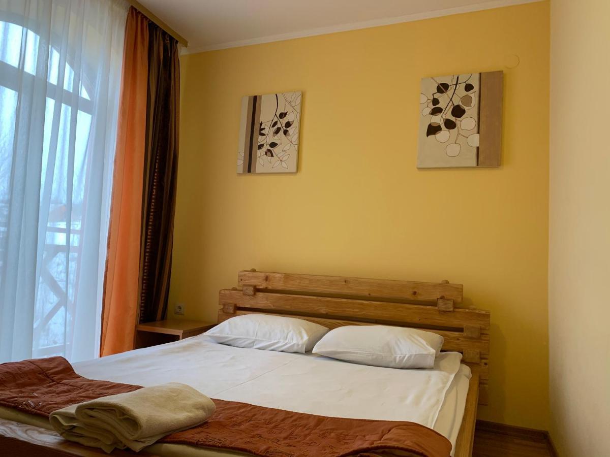 Hotel Kalyna ボロフタ エクステリア 写真