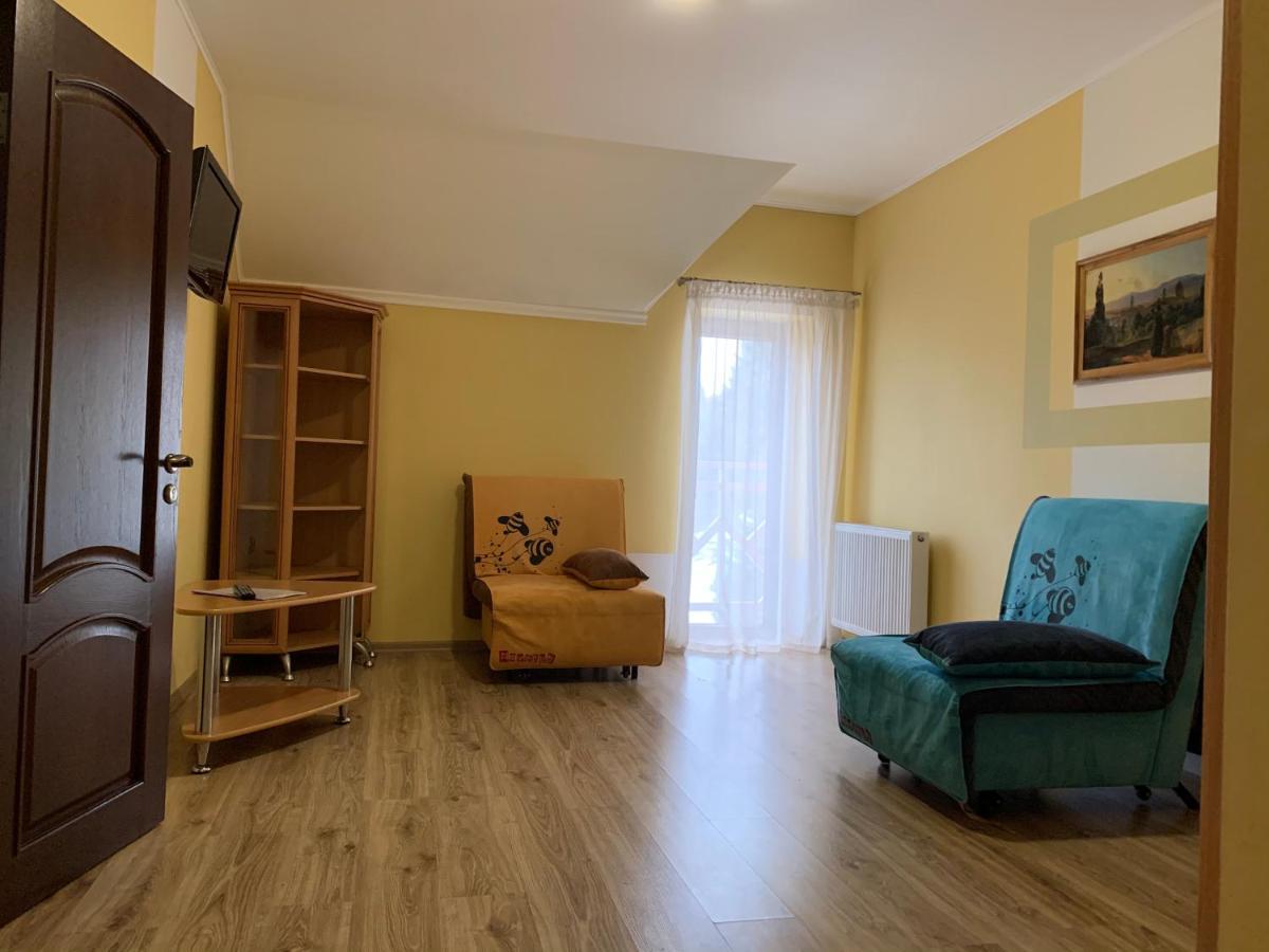 Hotel Kalyna ボロフタ エクステリア 写真