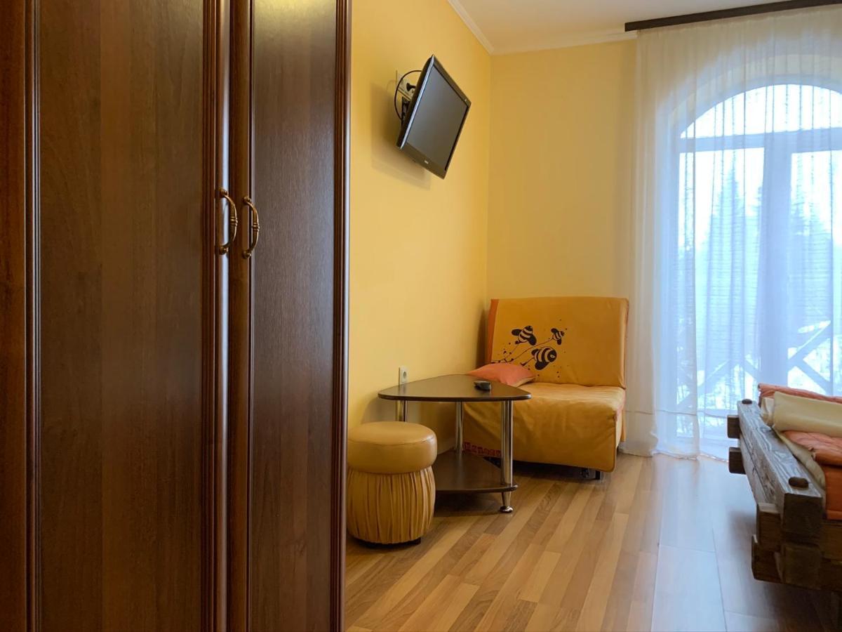Hotel Kalyna ボロフタ エクステリア 写真